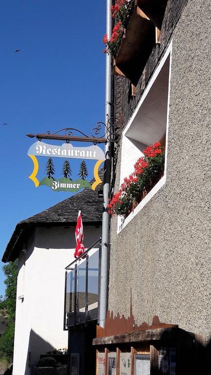 Hotel-Restaurant Drei Tannen Bellwald Exterior foto